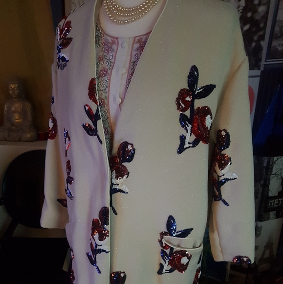 Gorgeous Embellished coat /Jacket - Picture 3 of 7